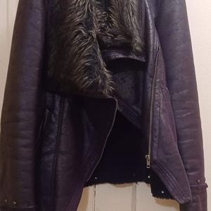 I'm Selling Black Leather Jacket BRAND WILSONS SIZE SMALL  COLOR BLACK